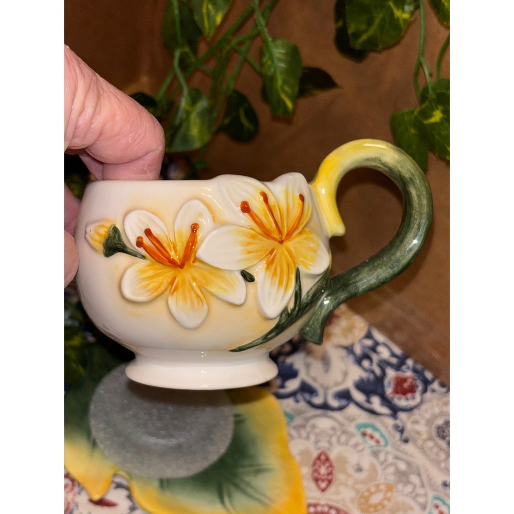 CornerRuby Botanical Collection Lily Butterfly Ceramic Tea Cup Saucer Spoon Set